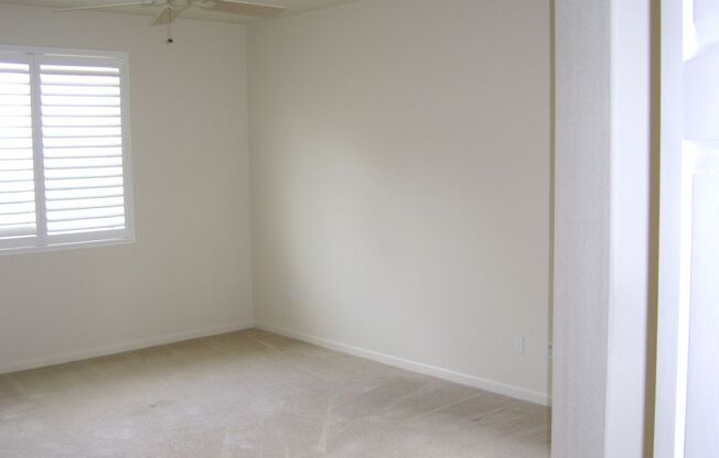 Lovely home, gardener, some utilities included