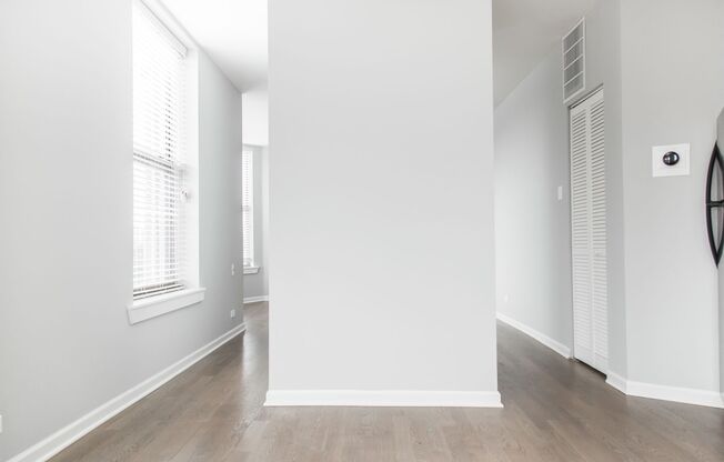 1 bed, 1 bath, 600 sqft, $2,045, Unit 3266 - 2G