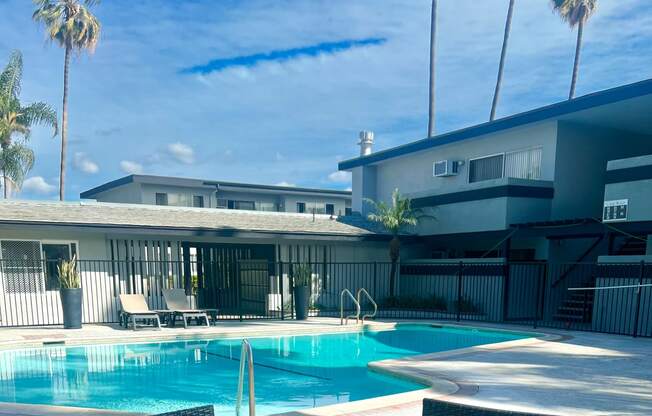 Crossroads apartment homes swimming pool