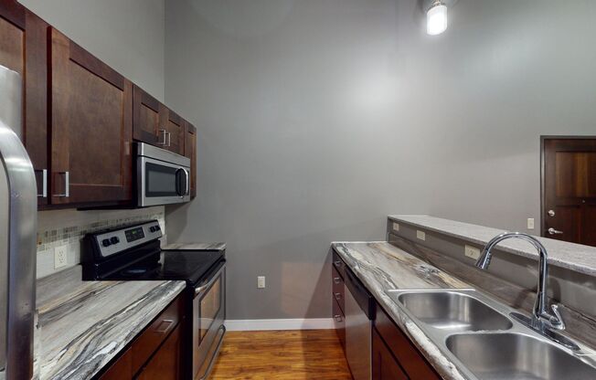1 bed, 1 bath, 717 sqft, $1,200, Unit 115-112 (The Pearl)