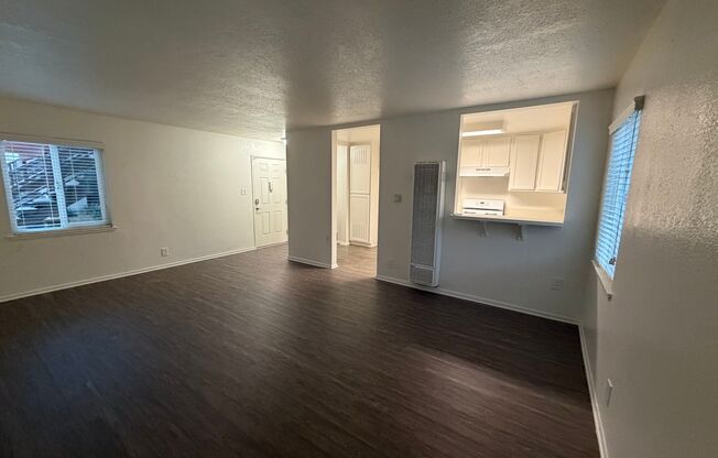 2 beds, 1 bath, 915 sqft, $2,765, Unit 5003A