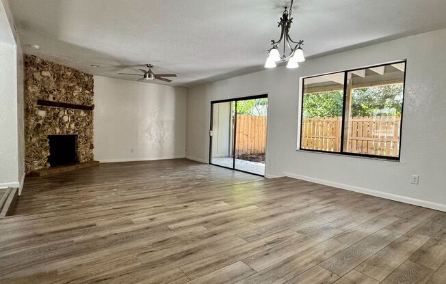 Beautiful 3 Bedroom 3 Bath home $2275