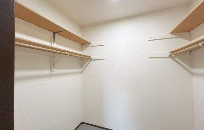 Tamarac Apartments