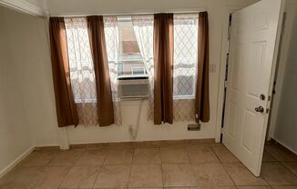 Studio, 1 bath, 450 sqft, $1,550, Unit 812 4/5