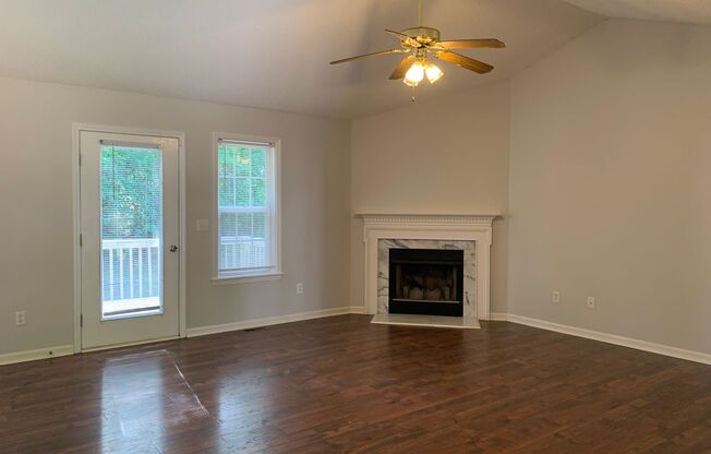 Clayton Ranch, 3 Bedrooms, Large Yard, Apply Now!