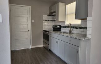 1 bed, 1 bath, $875, Unit # B