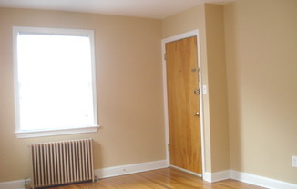 812 Greenwood Circle D&amp;G GROUP LLC