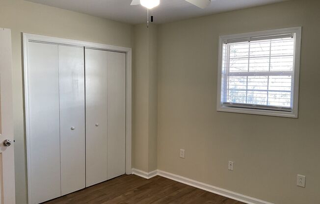 2 beds, 2 baths, $1,000, Unit 9K Wilkerson Rd