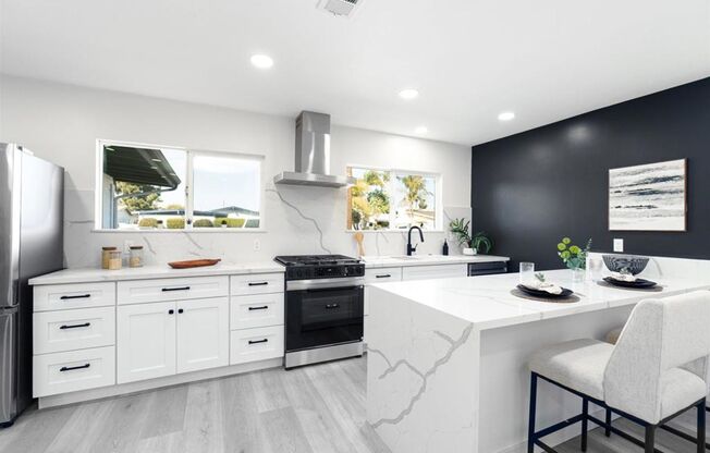 Charming Remodeled Home in Clairemont! Open Sat July 19th 10am-12pm