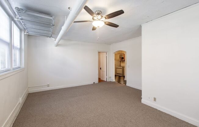 2 beds, 1 bath, 1,400 sqft, $1,299, Unit 20-B1
