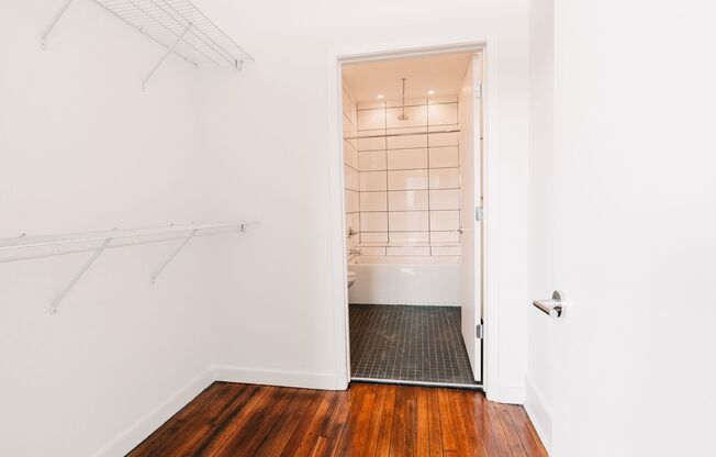2 beds, 2 baths, 1,290 sqft, $3,039, Unit 100-208