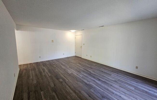 1 bed, 1.5 baths, 744 sqft, $1,170, Unit X-01