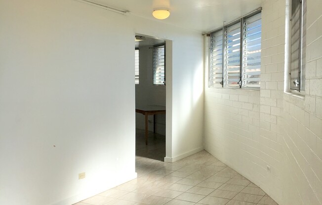 Studio, 1 bath, $1,095, Unit Unit 201