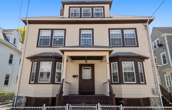 18 NEWCASTLE RD