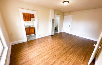 Studio, 1 bath, 280 sqft, $1,350, Unit 306