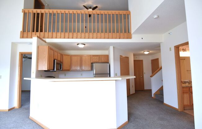 3 beds, 2 baths, 1,550 sqft, $2,310, Unit 1322-302