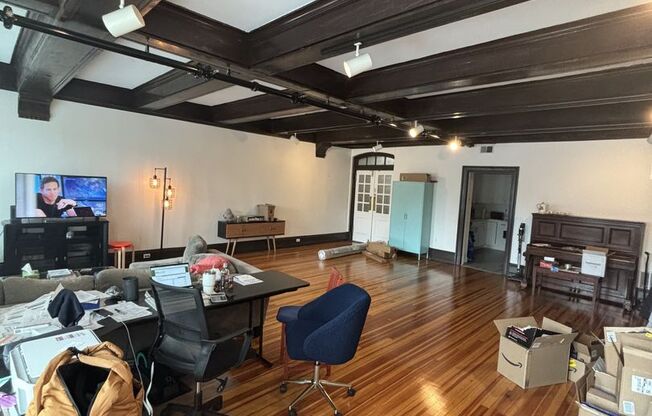 928 Christian Street