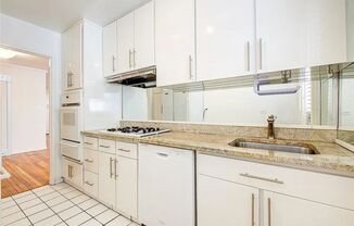 1 bed, 1 bath, $1,700, Unit APARTMENT 3J