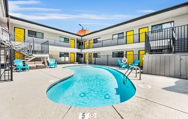 1 bed, 1 bath, 500 sqft, $999, Unit 211