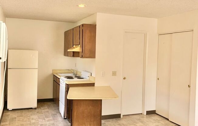 Walnut Creek Apartments