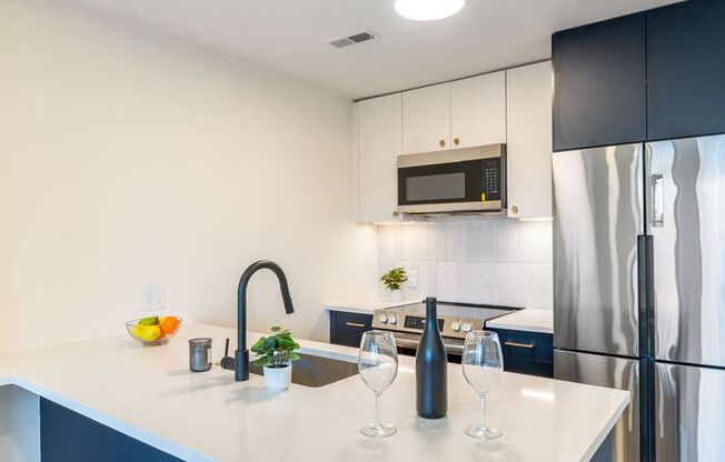 1 bed, 1 bath, 886 sqft, $2,286, Unit C-204