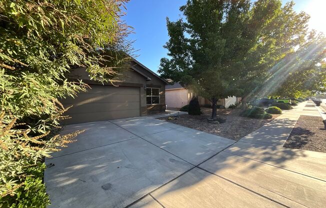 3 Bedroom Single Story Home Available Near Paseo Del Norte & Rainbow Blvd NW in the Trails!