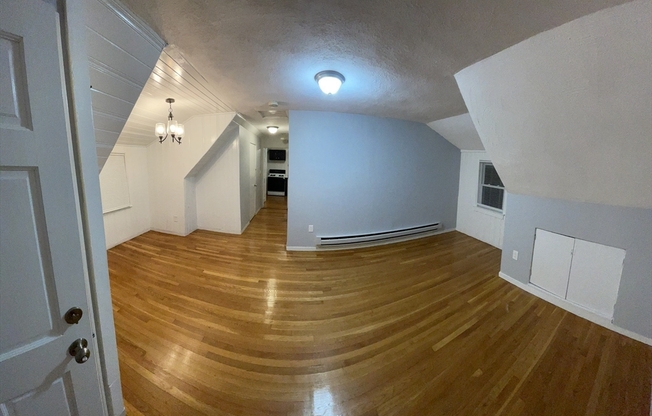 1 bed, 1 bath, $2,000, Unit 3