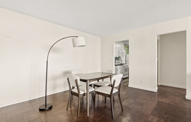 2 beds, 2 baths, 1,265 sqft, $4,300, Unit 1105