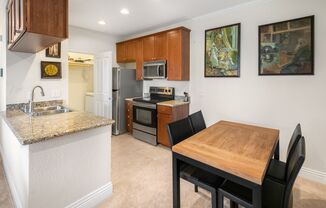 1 bed, 1 bath, $2,600, Unit # 633