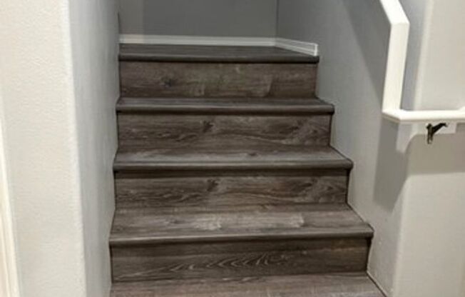 Fully renovated Renton Highlands 3-bedroom, 2.5 bath, 1234asf townhome.