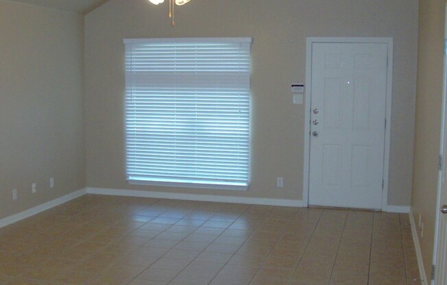 Spacious 3-Bedroom Duplex Near Clear Creek Gate – Fenced Yard, Garage, Upgrades Coming!