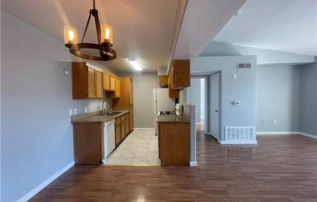 2 bedroom Condo