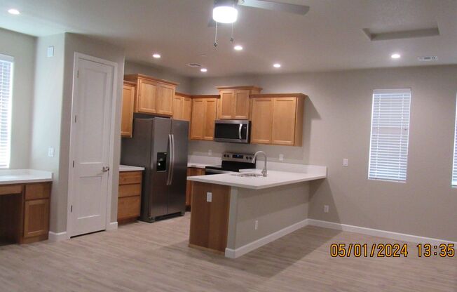 Brand New 1 bedroom 1 bathroom 2 car garage