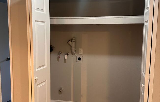 2 beds, 2 baths, 900 sqft, $2,895, Unit 111