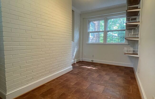 4 beds, 2.5 baths, $5,750