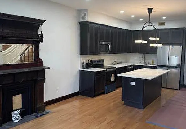 114 W 131 ST