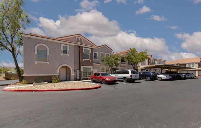 Ground floor one bedroom in luxury gated SW community