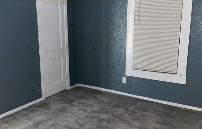 2 Bedroom 1 Bath