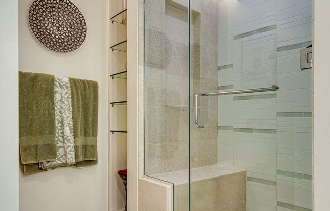 Studio, 1 bath, $1,900