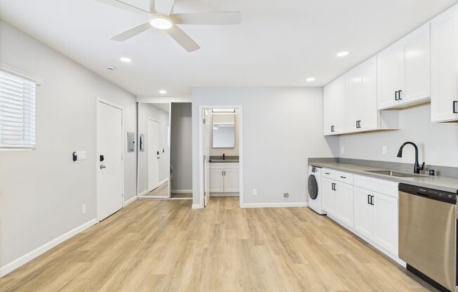 Studio, 1 bath, $2,195, Unit 1648