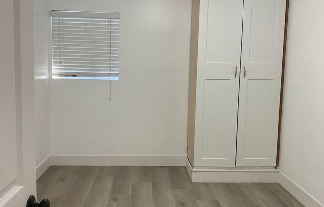 Available NOW for Lease! 3BR/2BA Located in the heart of North Hills