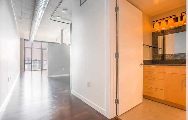 1 bed, 1 bath, $1,995