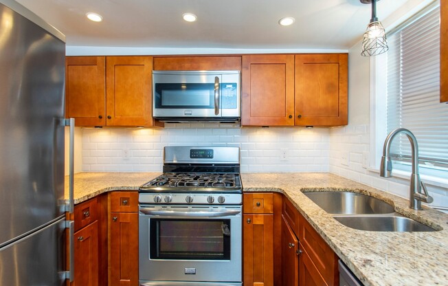 FISHTOWN | 2 bed/1 bath