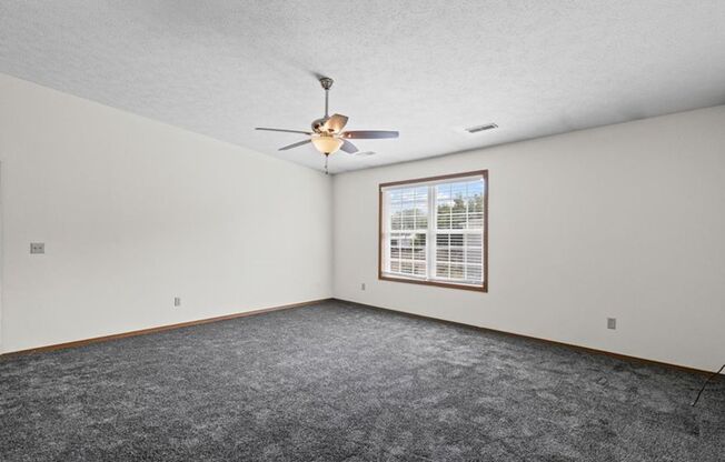 2 beds, 1 bath, 1,150 sqft, $981, Unit 2-09