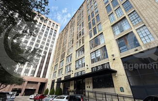 1122 Jackson St