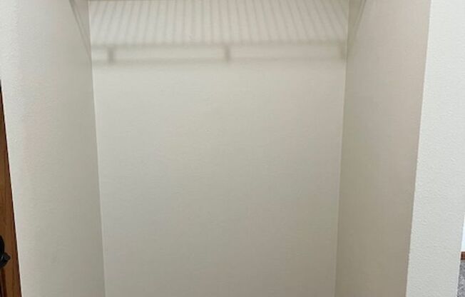 1 bed, 1 bath, 672 sqft, $1,215, Unit 403-209