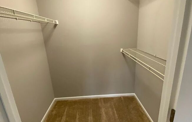 2 beds, 1 bath, 1,000 sqft, $1,595, Unit 1155-8