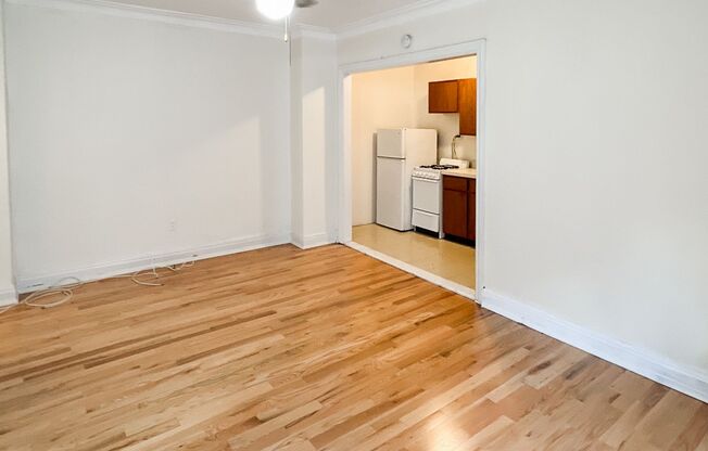Studio, 1 bath, 423 sqft, $1,575, Unit 540-8D