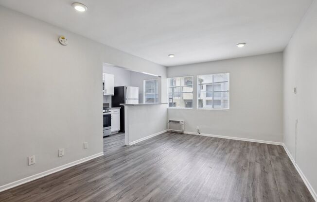 Studio, 1 bath, 615 sqft, $1,848, Unit 118