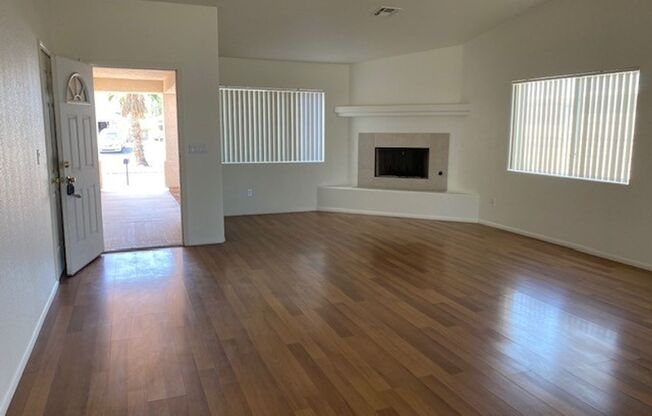 3 BR 2BA House w/Fenced yard & Garage, Holiday Shores area